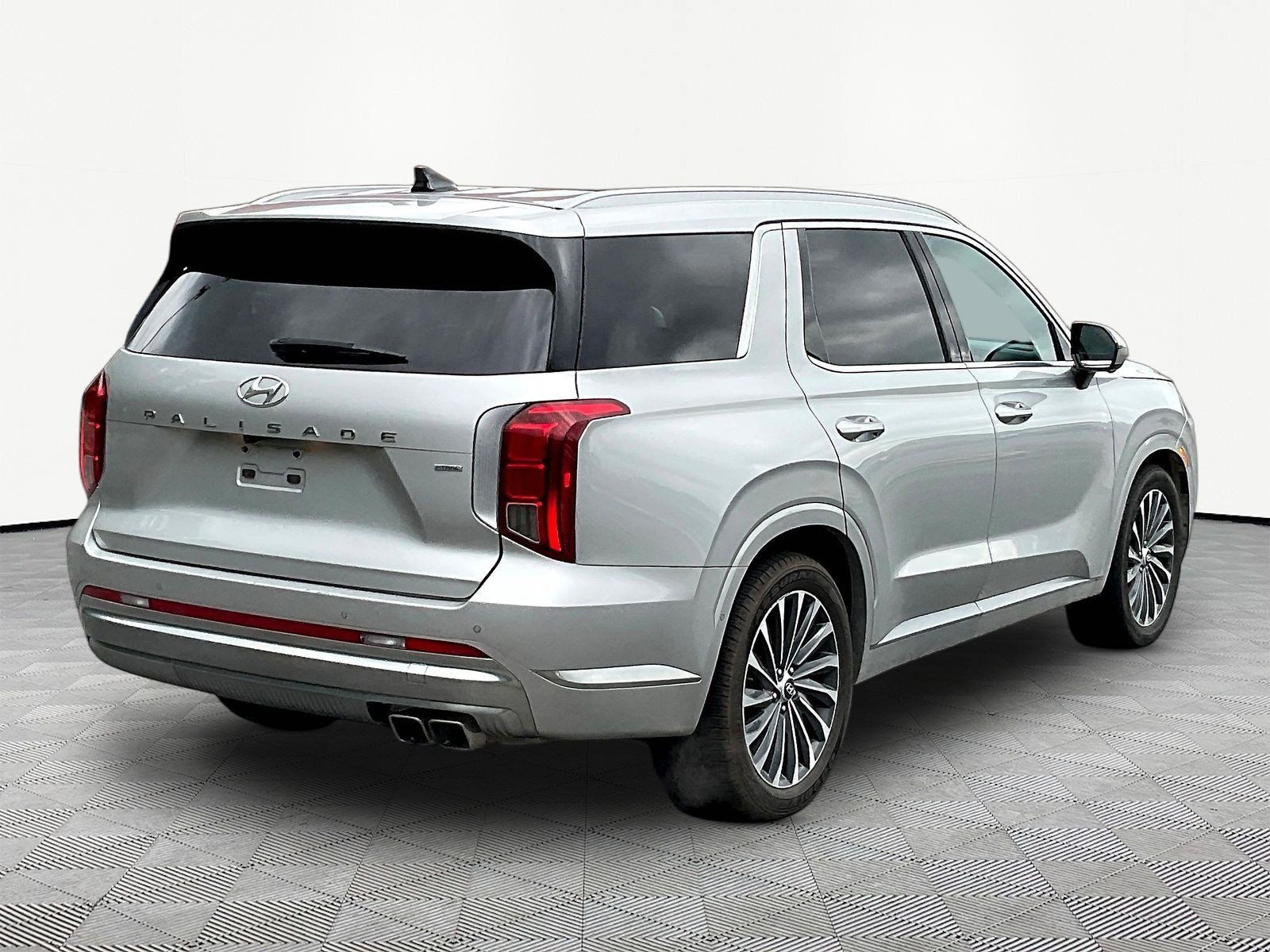 Used 2024 Hyundai Palisade Calligraphy AWD/4WD image 6