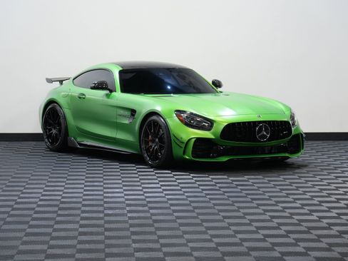 Used 2018 Mercedes-Benz AMG GT R image 5