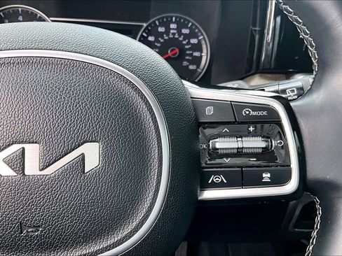 Used 2023 Kia Sorento X-Line EX image 28