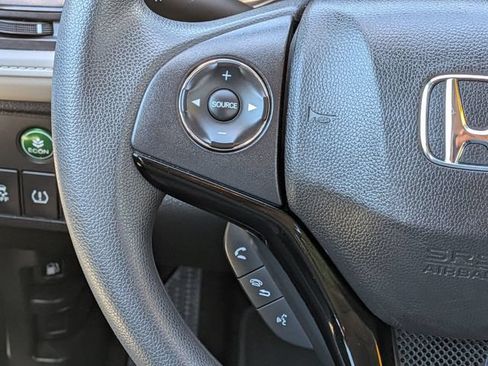 Used 2022 Honda HR-V LX image 20