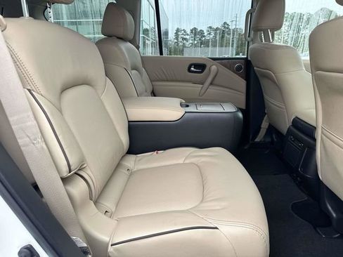 Used 2024 Nissan Armada SL w/ Captain's Chairs Package image 14