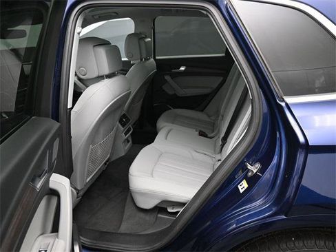 Used 2022 Audi Q5 2.0T Premium Plus image 29