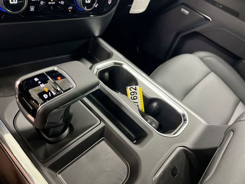 New 2026 Chevrolet Silverado 1500 LT Trail Boss w/ LT Trail Boss Premium Package AWD/4WD image 18