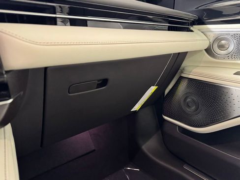 New 2026 Lincoln Nautilus Black Label image 48