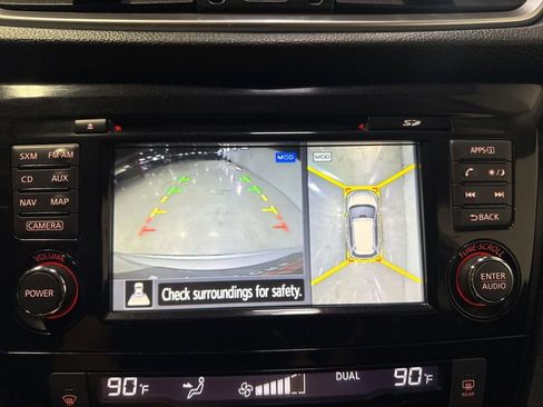 Used 2015 Nissan Rogue SV w/ SV Premium Package FWD image 17