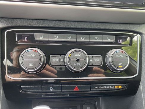 Certified 2023 Volkswagen Atlas SE AWD/4WD image 17