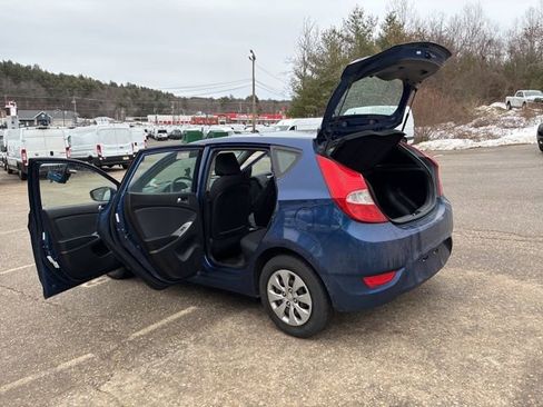 Used 2017 Hyundai Accent SE image 16