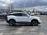 New 2025 Nissan Kicks SR image 4
