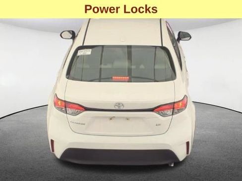 Used 2025 Toyota Corolla LE w/ Convenience Package FWD image 7