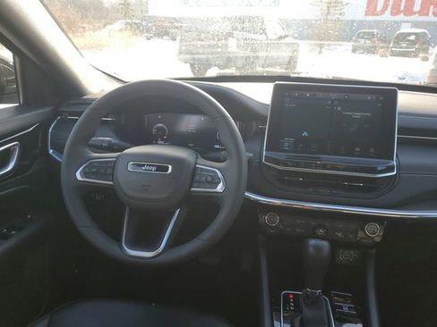 Certified 2024 Jeep Compass Limited w/ High Altitude Package image 29