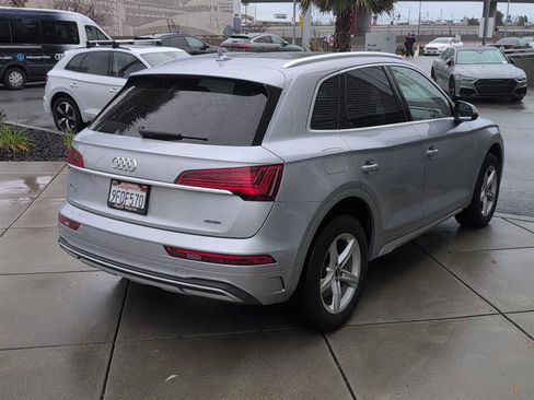 Used 2023 Audi Q5 2.0T Premium w/ Convenience Package image 5