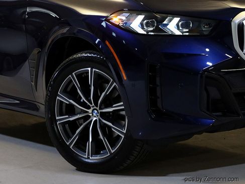 Certified 2025 BMW X5 xDrive40i w/ Executive Package image 3
