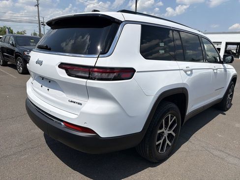 Used 2023 Jeep Grand Cherokee L Limited AWD/4WD image 5