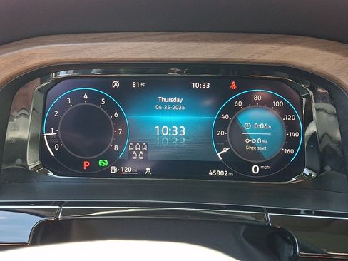 Used 2024 Volkswagen Atlas SE AWD/4WD image 26