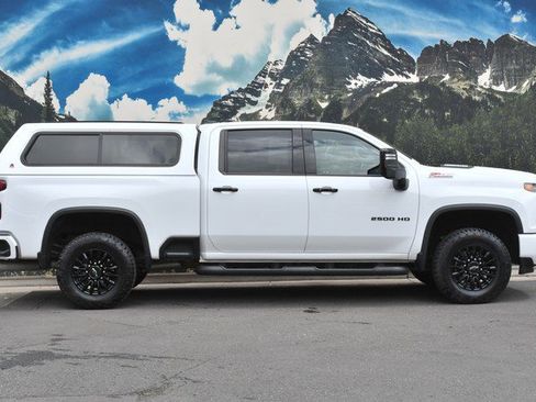 Used 2021 Chevrolet Silverado 2500 LTZ w/ LTZ Plus Package AWD/4WD image 2