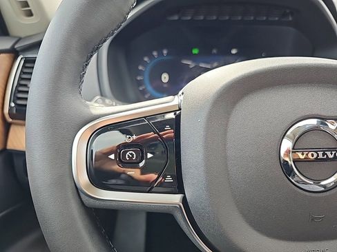 New 2024 Volvo XC90 T8 Plus w/ Protection Package Premier image 18