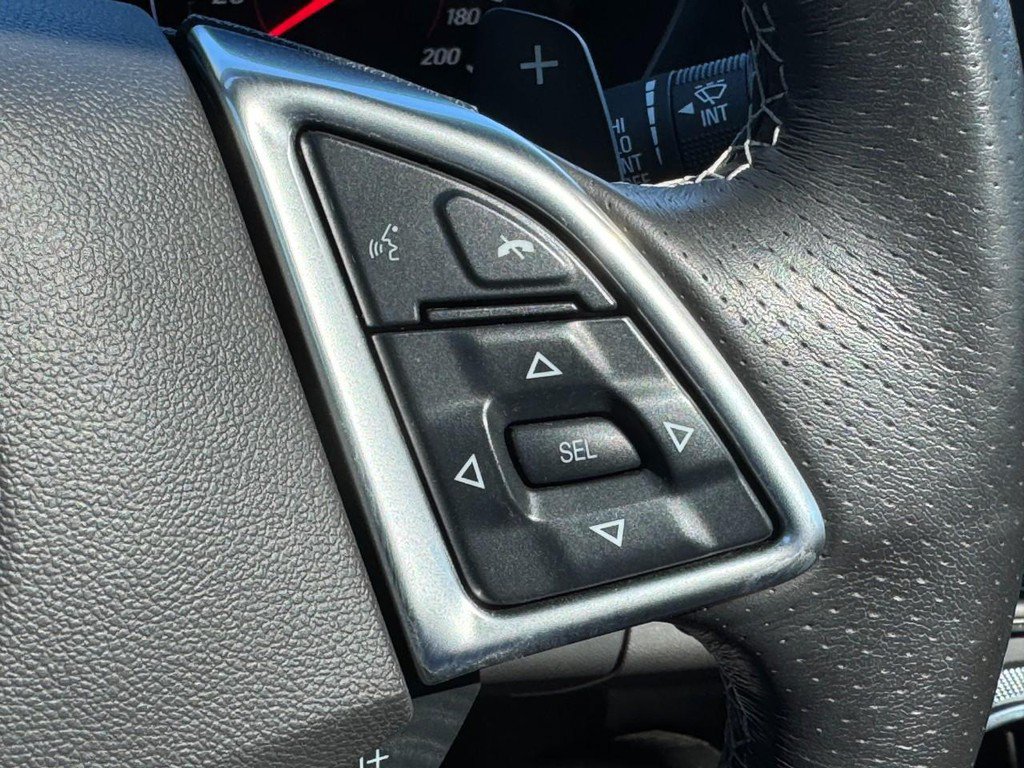 Used 2020 Chevrolet Camaro SS RWD image 25