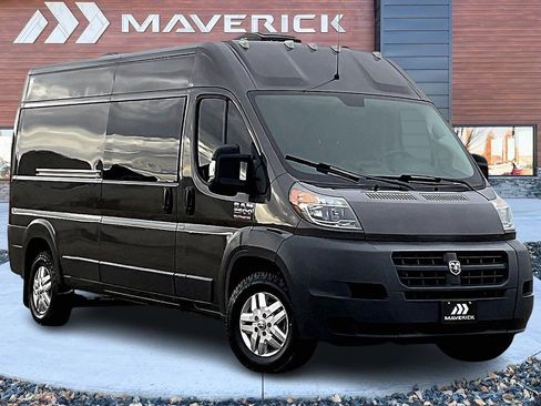 Used 2018 RAM ProMaster 2500 w/ Mopar Trailer Tow Group image 1