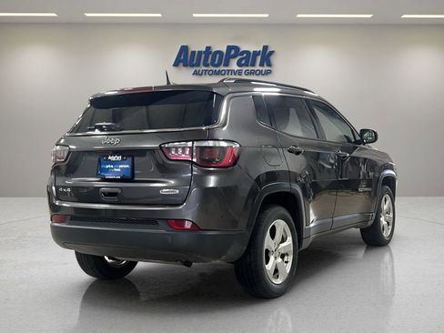 Used 2018 Jeep Compass Latitude w/ Popular Equipment Group AWD/4WD image 7