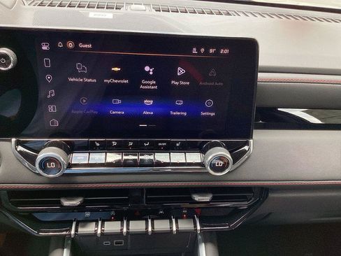 New 2025 Chevrolet Colorado Z71 w/ Technology Package AWD/4WD image 15