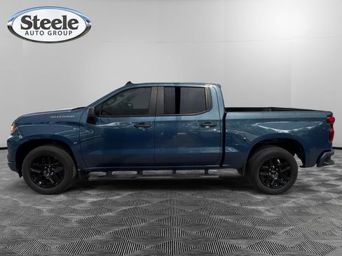Used 2024 Chevrolet Silverado 1500 Custom RWD image 2
