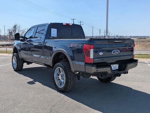 Used 2019 Ford F250 King Ranch w/ King Ranch Ultimate Package image 5