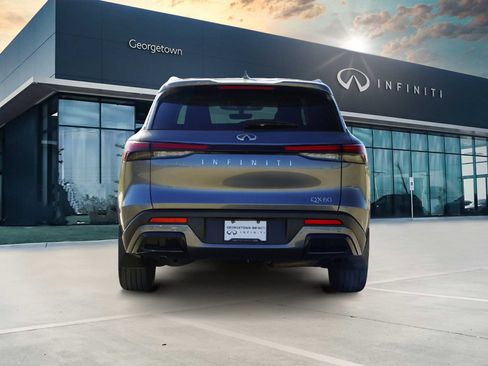 Certified 2024 INFINITI QX60 Luxe w/ Performance Audio Package image 6