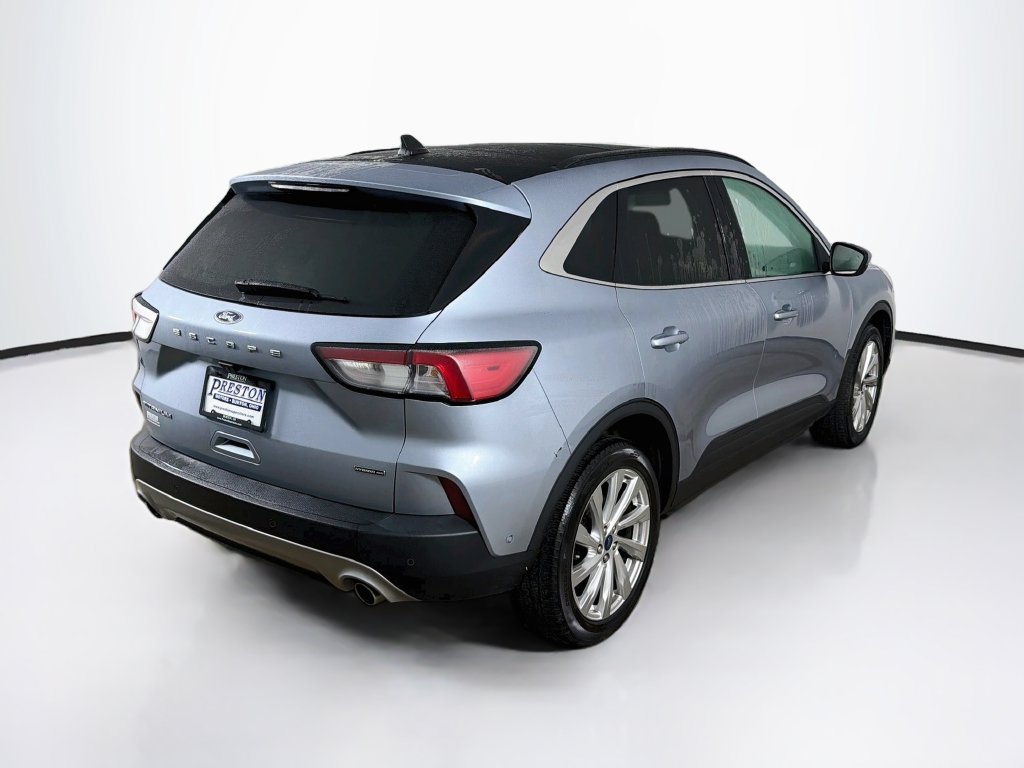 Used 2022 Ford Escape Titanium w/ Titanium Elite Package AWD/4WD image 5