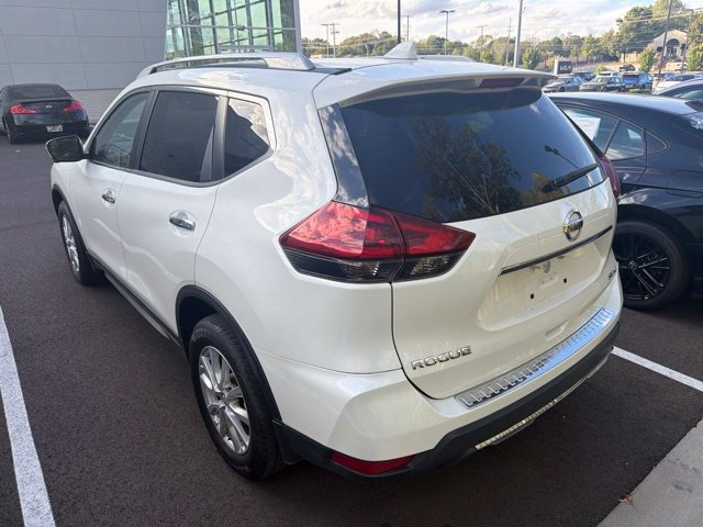 Used 2018 Nissan Rogue SV w/ Premium Package AWD/4WD image 10