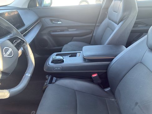 Certified 2024 Nissan Ariya FWD image 13