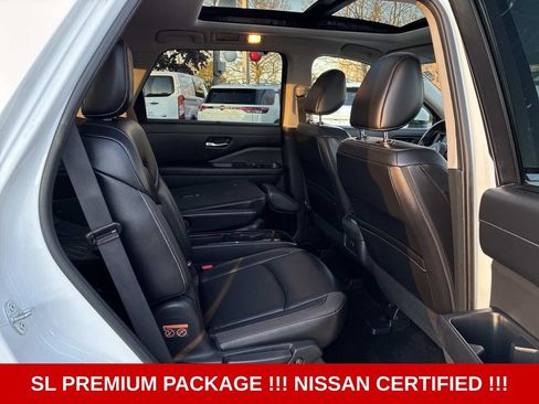 Certified 2023 Nissan Pathfinder SL w/ SL Premium Package AWD/4WD image 11