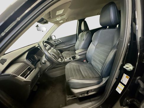 Used 2024 Mitsubishi Outlander SE AWD/4WD image 13