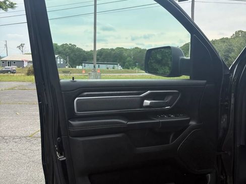 Used 2019 RAM 1500 Big Horn AWD/4WD image 24
