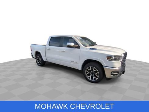 Used 2025 RAM 1500 Laramie AWD/4WD image 2