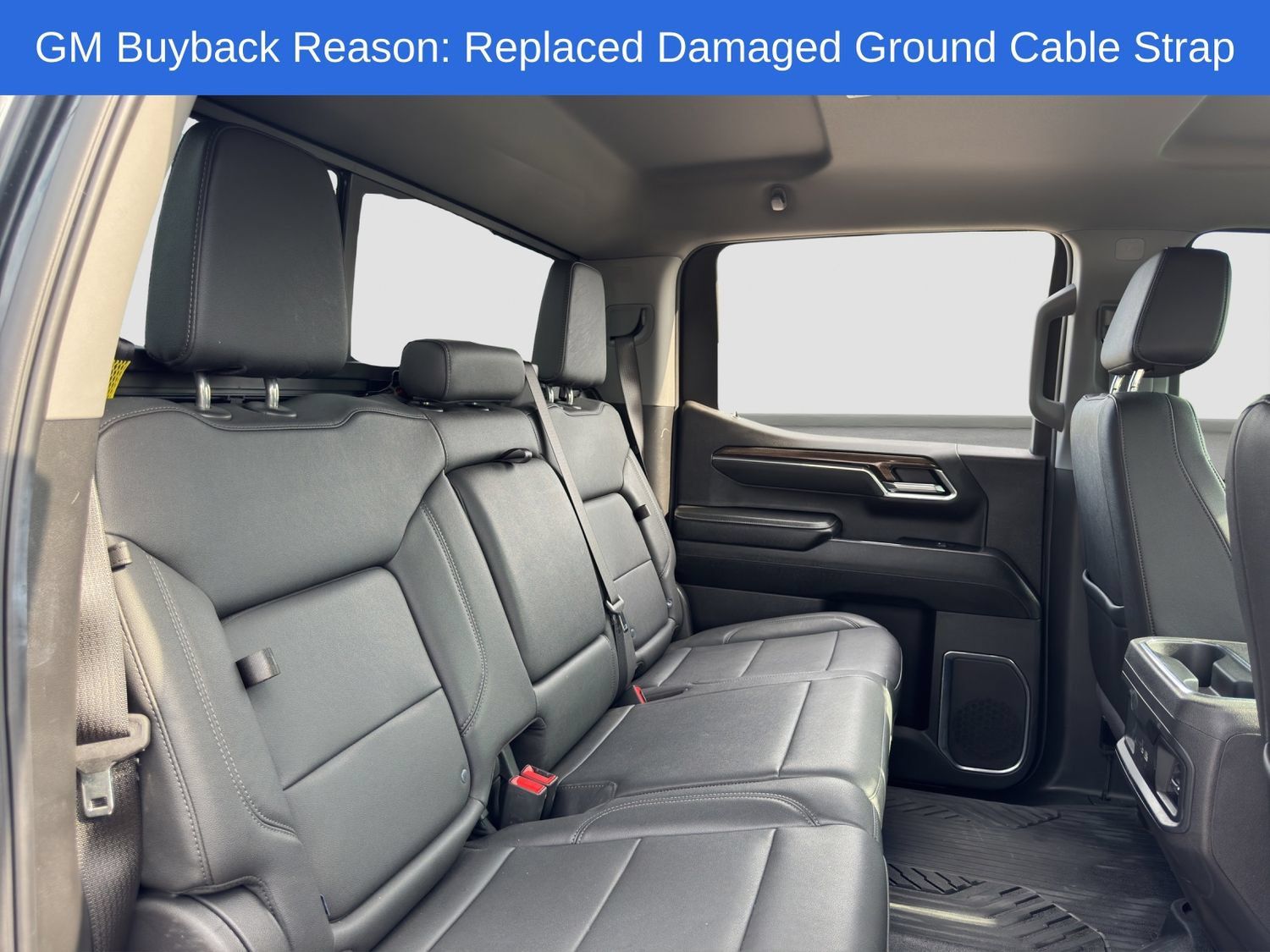 Used 2024 Chevrolet Silverado 1500 LT Trail Boss w/ LT Trail Boss Premium Package AWD/4WD image 18