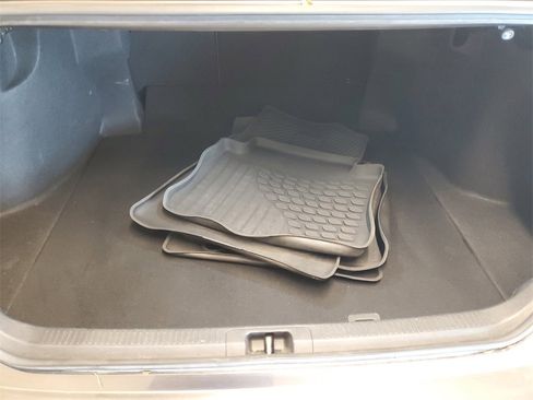 Certified 2022 Toyota Camry LE image 8