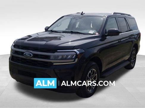 Used 2024 Ford Expedition XLT image 1
