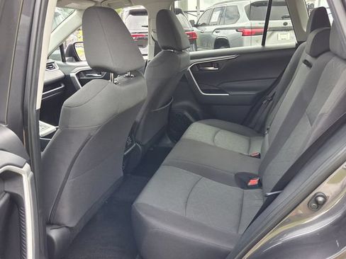 Used 2024 Toyota RAV4 XLE FWD image 6