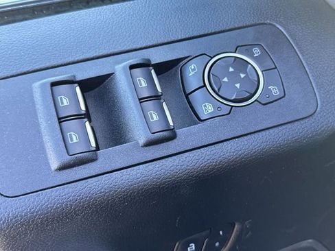 Used 2018 Ford F150 Raptor w/ Equipment Group 802A Luxury image 22