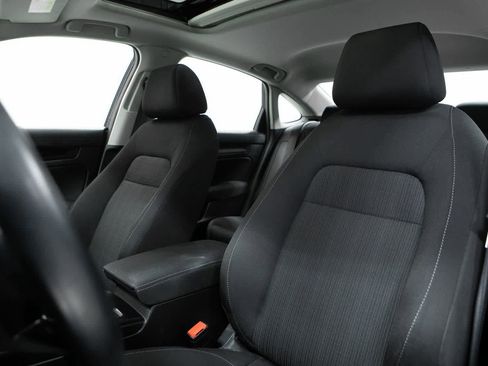 Used 2024 Honda Civic EX image 5