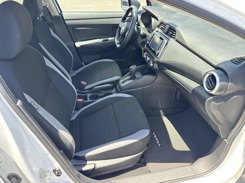Used 2025 Nissan Versa S w/ Trunk Package FWD image 28