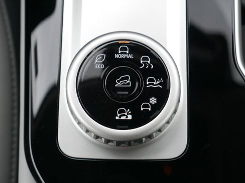 New 2025 Mitsubishi Outlander AWD image 23