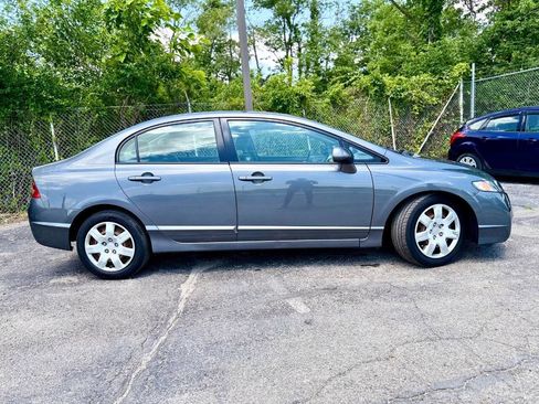 Used 2009 Honda Civic LX image 2