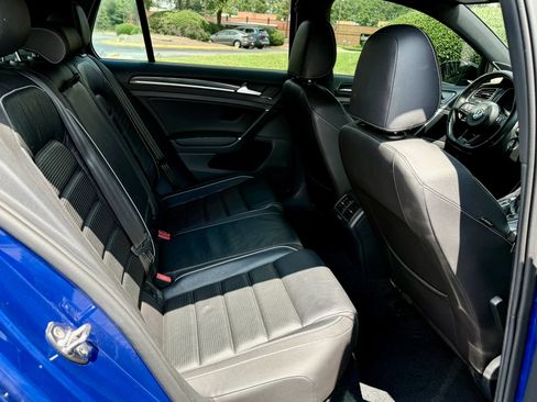 Used 2018 Volkswagen Golf R 4-Door AWD/4WD image 29