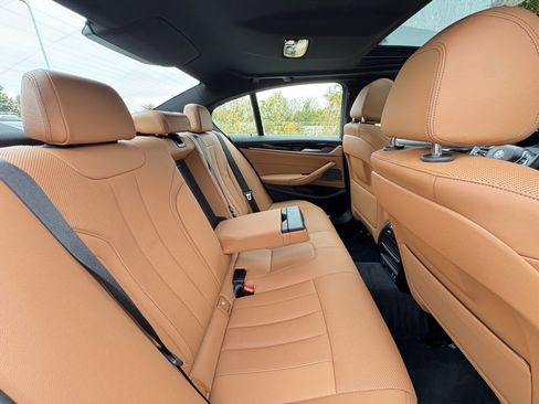 Certified 2023 BMW 530e xDrive w/ Premium Package image 26