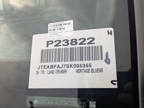 Used 2025 Toyota Land Cruiser w/ Premium Package image 39