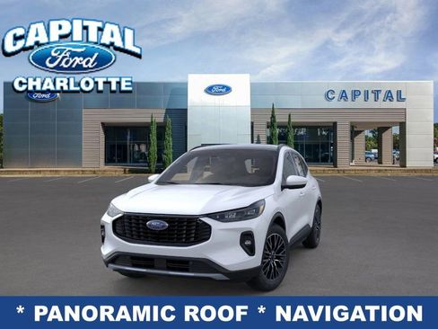 New 2025 Ford Escape SE w/ PHEV Premium Package image 2