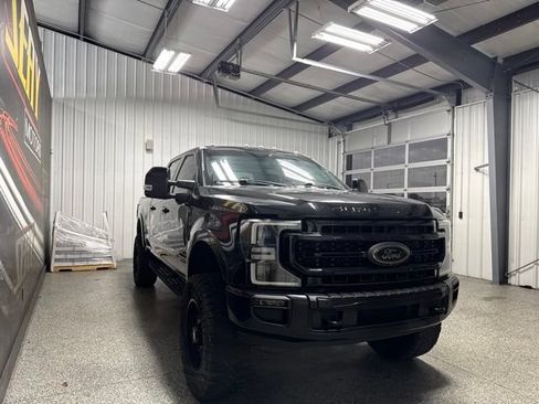 Used 2022 Ford F350 Lariat w/ Tremor Off-Road Package AWD/4WD image 18
