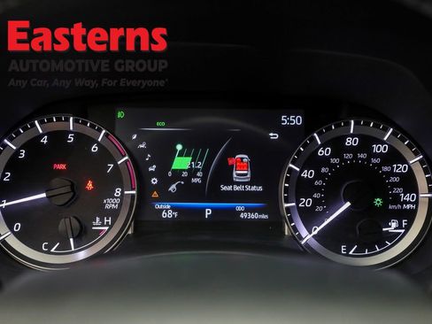 Used 2023 Toyota Highlander LE image 17