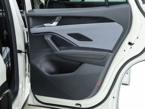 New 2026 Volkswagen Tiguan SE R-Line image 70